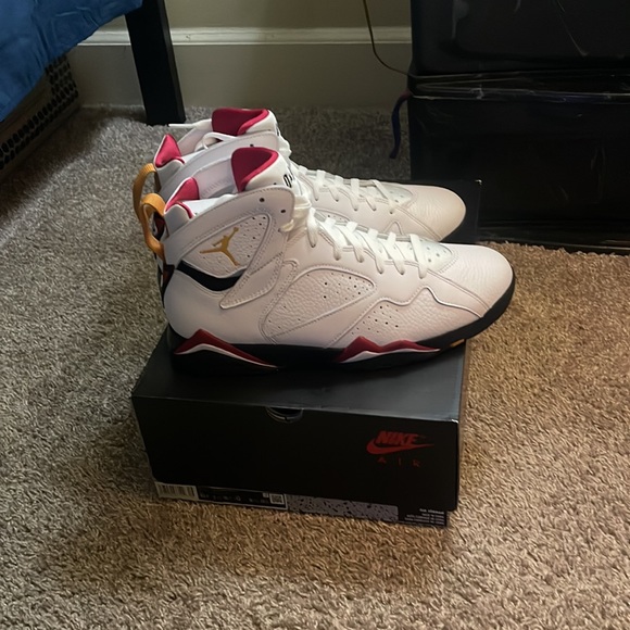 Air Jordan 7 - Picture 2 of 3